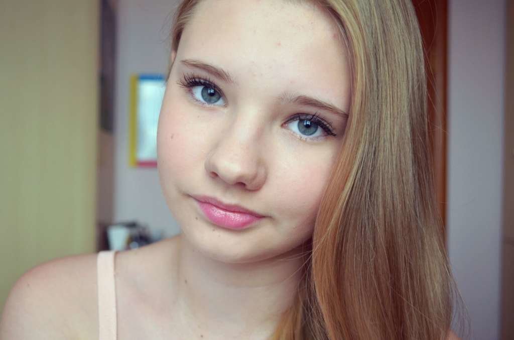 Личного лица. Красивый макияж для подростка. Девушка 14 лет. Макияж для подростков 12. Школьный макияж.
